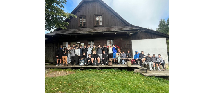 S IT1. B na adaptačním kurzu v srdci Beskyd