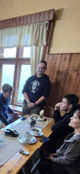 Fotogalerie Na horu Radhošť s novým parťákem…aneb IT3. B spolu a rádi, foto č. 5