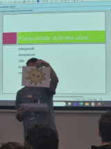 Fotogalerie Jak se efektivně učit – tematický workshop v městské knihovně s IT1. B, foto č. 6